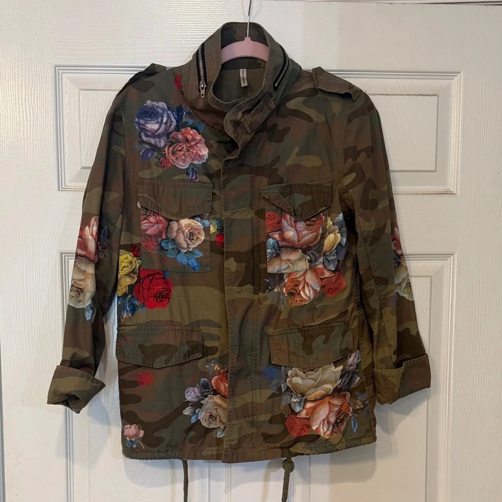 Floral print camo utility jacket - Picture 1 of 12